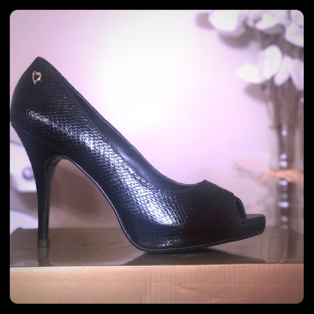 Stylish Blacks Heels